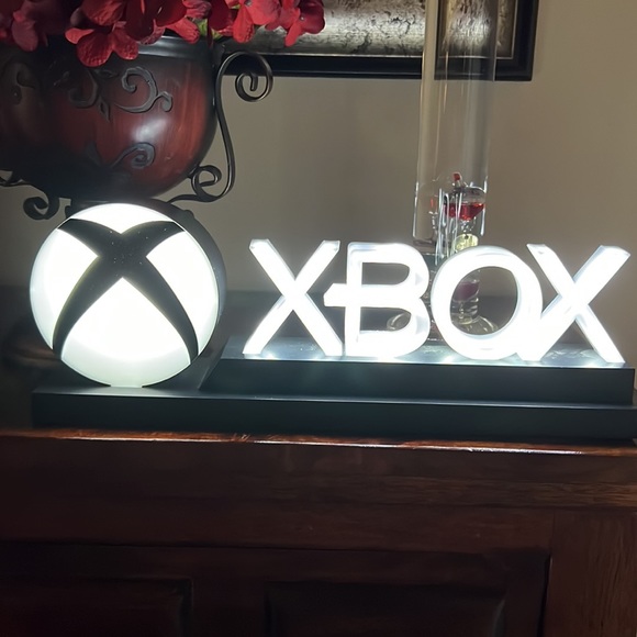 Paladone X Box Night Light - Picture 17 of 17